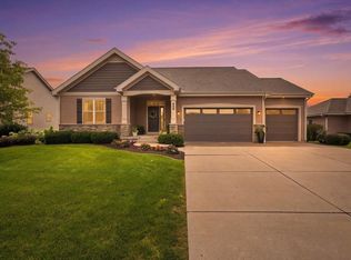 856 Peace Ln, Oregon, WI 53575