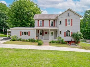 2844 Seanor Rd, Hollsopple, PA 15935