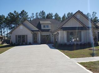 124 Buxtons Way, Freeport, FL 32439