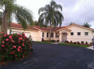 8420 SW 162nd Ter, Palmetto Bay, FL 33157
