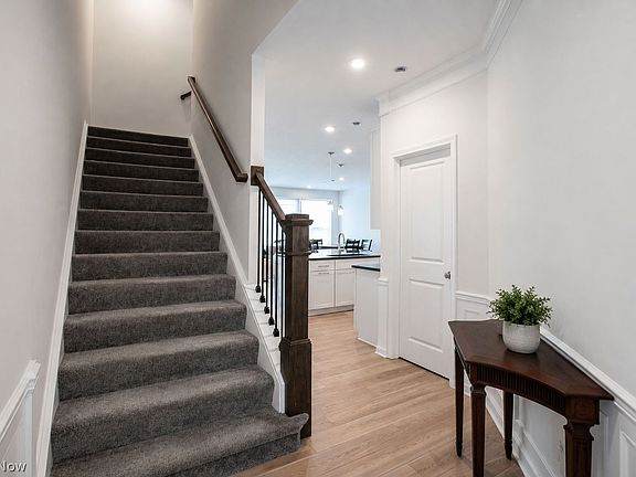 2nd image of 27849 Birchwood Ct