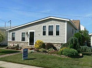 100 9th St, Brigantine, NJ 08203
