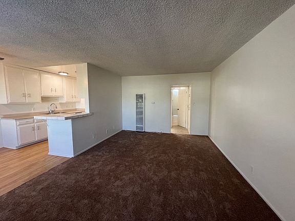 4th image of 1318 W Gardena Blvd APT L