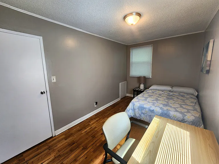 213 Red Oak Ave — Photo 9