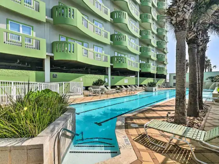 9420 Seawall Blvd #601 — Photo 4