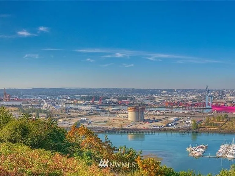 1140 Browns Point Blvd #6 — Photo 1