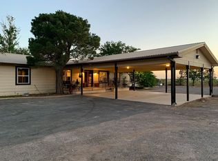 4950 N Johnson Rd, Hobbs, NM 88242