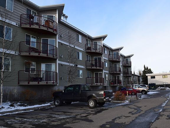 3rd image of 6109 Debarr Rd Unit 304
