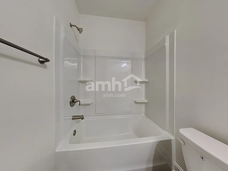 5065 Hudson Valley Dr — Photo 27