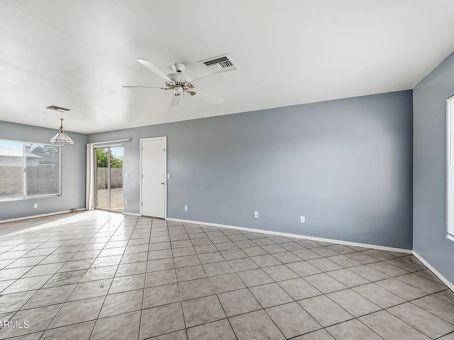 4 bed, 2.0 bath, 1511 sqft, $2,095 — Photo 4