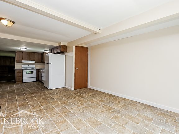 3rd image of 7106 Moberly Pl