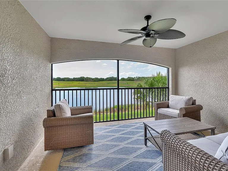 5577 Palmer Cir #201 — Photo 33
