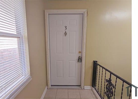 3rd image of 2008 Peabody Ln #3