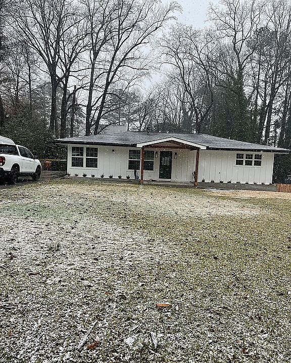 2nd image of 3643 Vanet Rd