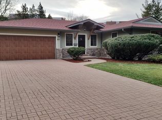 937 Oxford St, Downers Grove, IL 60516