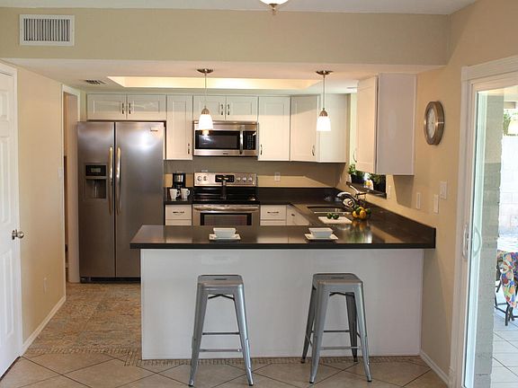 2nd image of 1430 S Cochise
