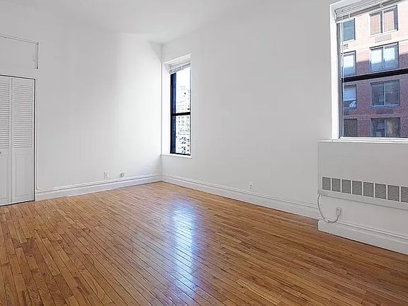 4th image of 154 W 70th St APT 8h