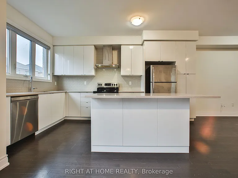 25 Hubbell Rd #UPPER — Photo 13