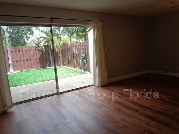 5th image of 6841 NW 29th Ave
