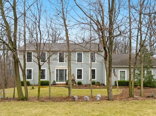 5323 Sherington Rd, Fort Wayne, IN 46814