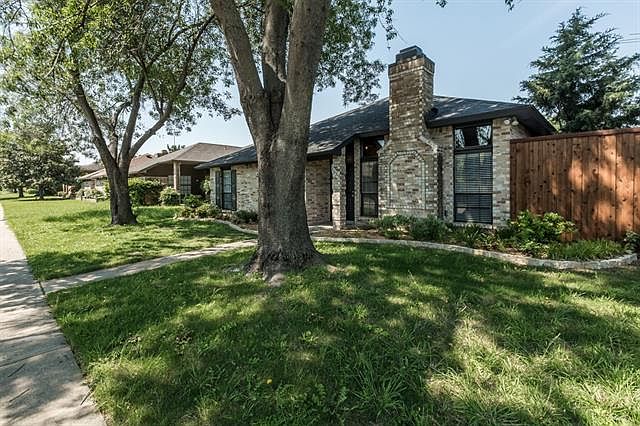 1st image of 1537 Colborne Dr