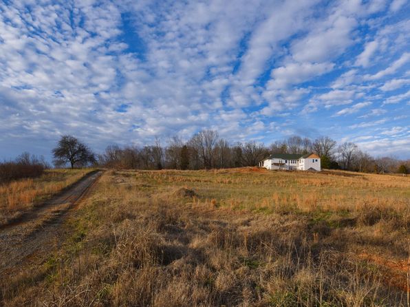 289 Guntown Rd, Rogersville, TN 37857