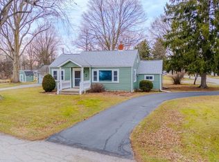 2 S Colonial Park Dr, Marion, IN 46953