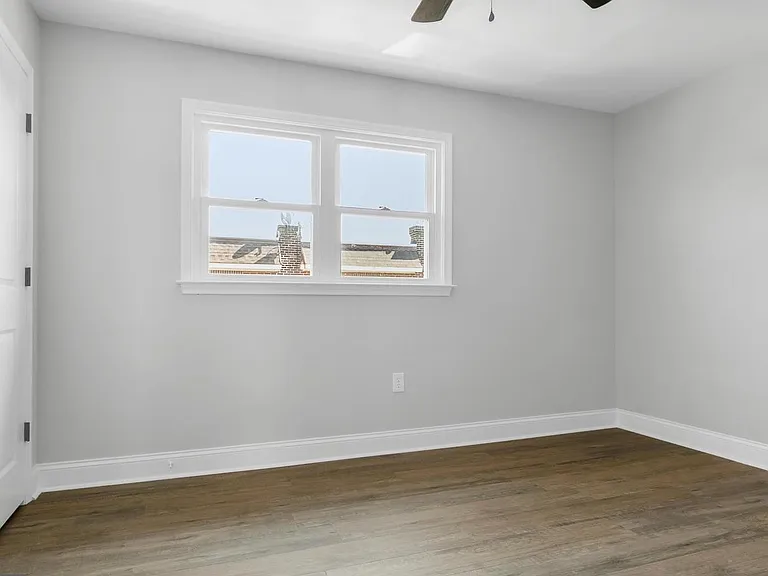 1536 S Corlies St — Photo 11