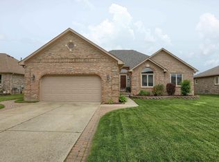 18885 Alsie Dr, Macomb, MI 48044