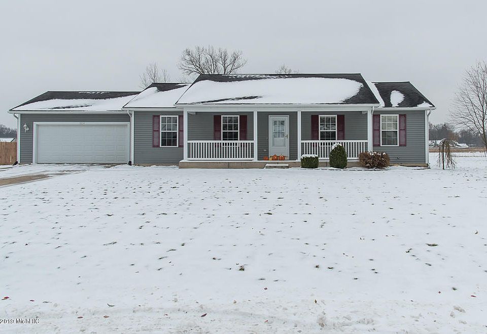1034 Taylor Dr, Plainwell, MI 49080 Zillow