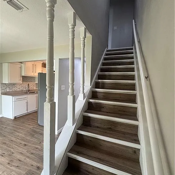2201 S Jackson Rd #P5 — Photo 11
