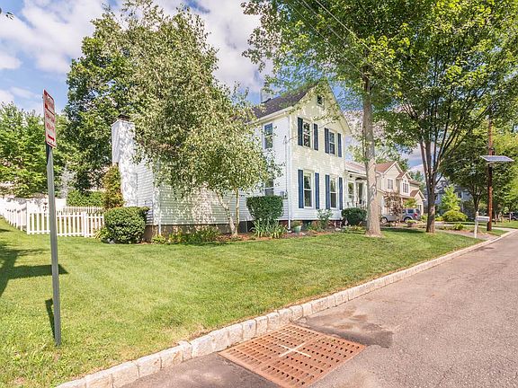 3rd image of 721 Williams Ave
