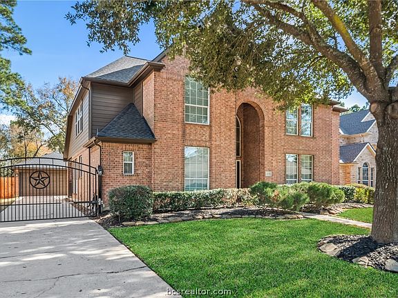 2nd image of 13430 Lakewood Meadow Dr