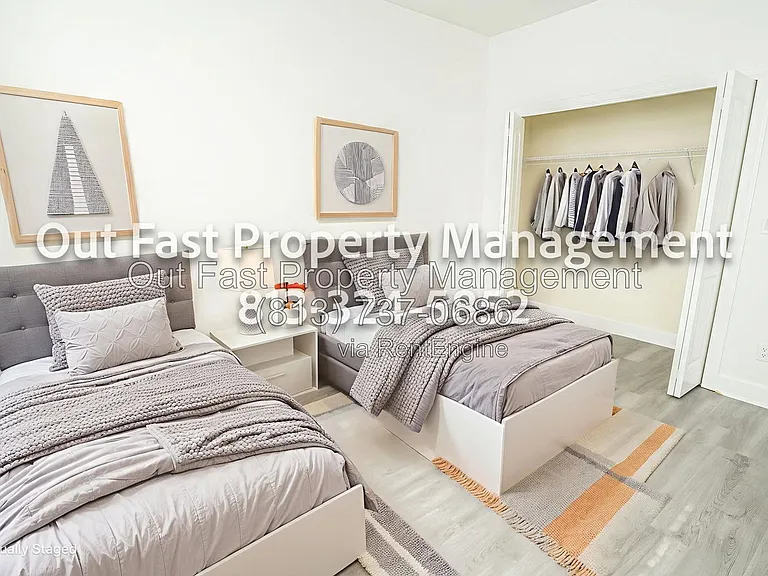 4859 W Prescott St — Photo 4
