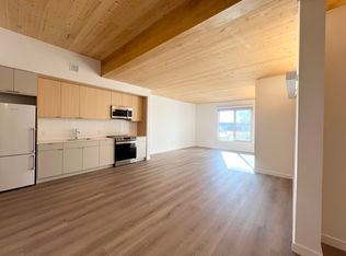 156-4 Broadway, Somerville, MA 02145