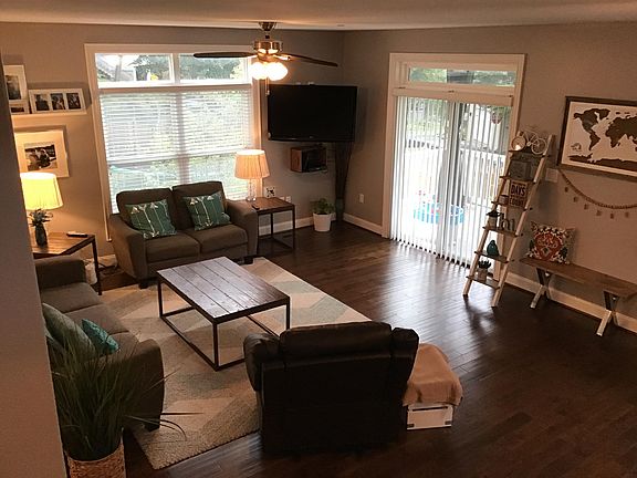 Spacious Living Room Walks Out to Deck