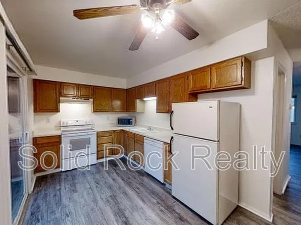 445 W Van Buren St, Colorado Springs, CO