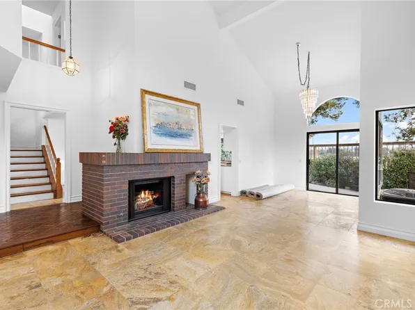 57 Carriage Hill Ln, Laguna Hills, CA 92653