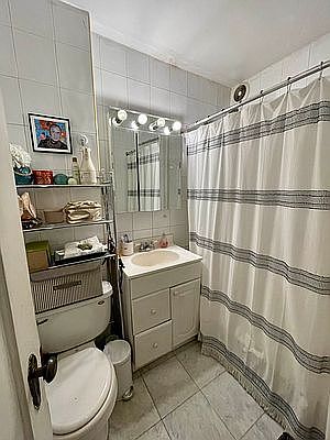 5th image of 449 W 56th St APT 5B