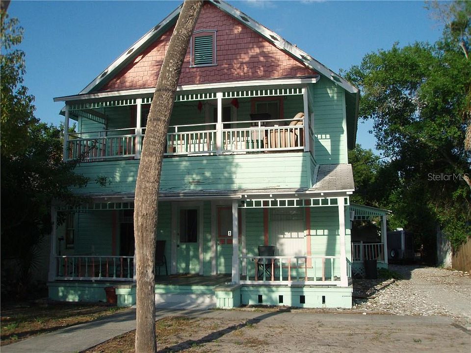 1st image of 212 N Ring Ave