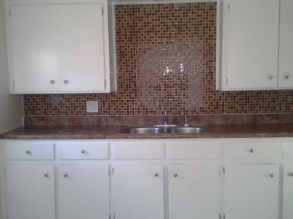213 Grove St NE APT C