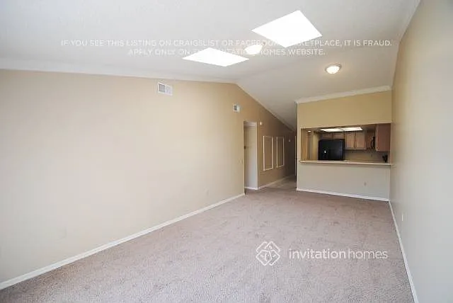 4117 Bayberry Dr — Photo 2