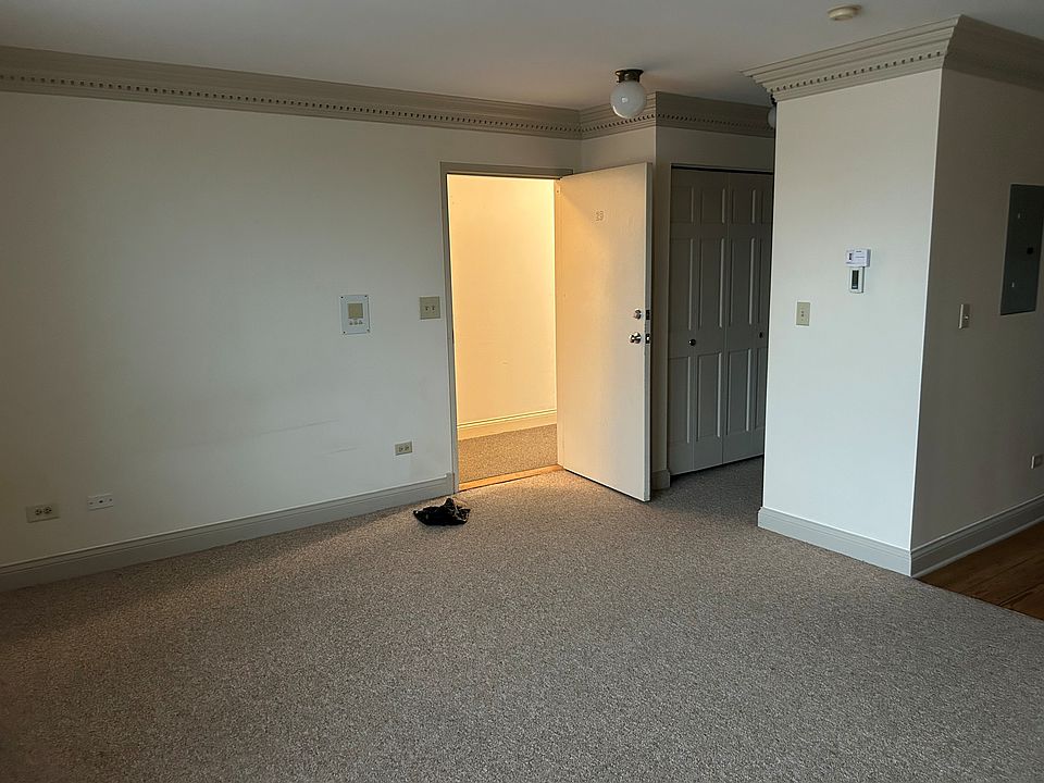 1st image of 103 E Van Buren St #2B