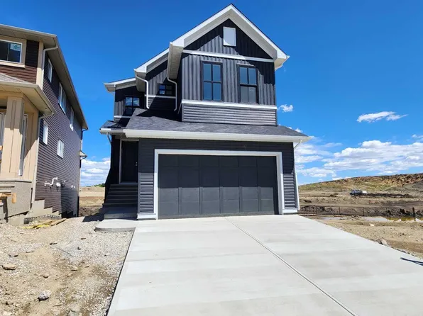 396 Herron Lndg NE, Calgary, AB T3P 2R5