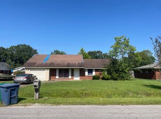 10621 Oak St, Vancleave, MS 39565