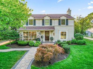 379 Tilbury Rd, Bloomfield Hills, MI 48301