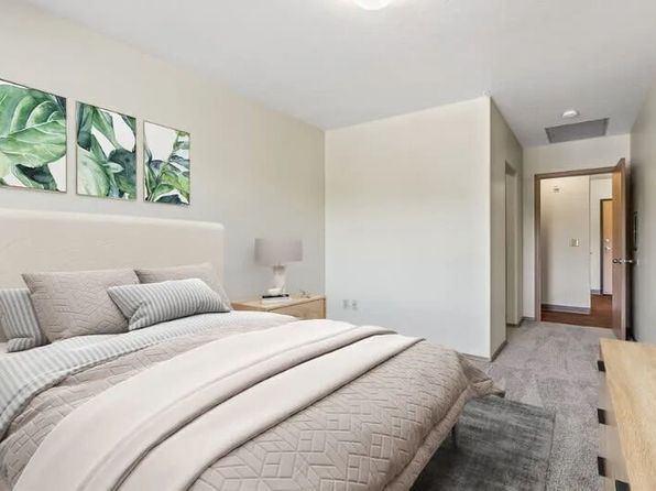 12110 E Burnside St #1-102