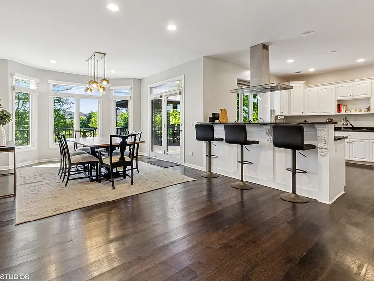 3304 Rollingridge Rd — Photo 15