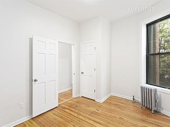4th image of 524 W 123rd St APT 5W