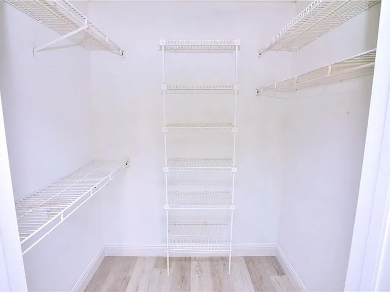 2313 N Congress Ave #12 — Photo 18